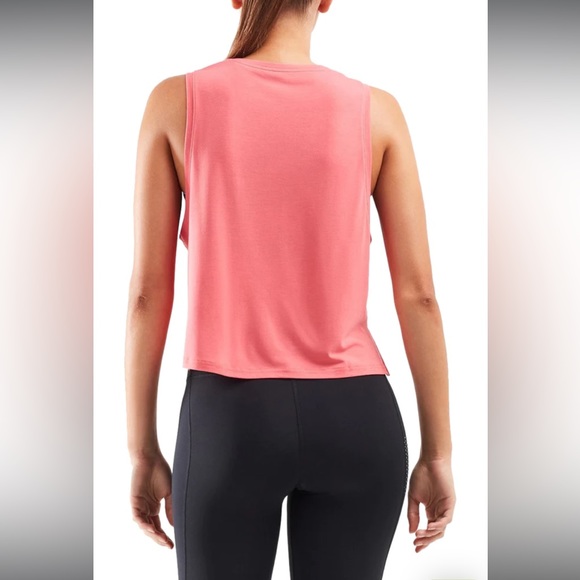 2XU Women’s Contender Crop Tank (Size: XL) - Picture 4 of 13